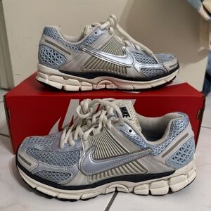 Nike Zoom Vomero 5